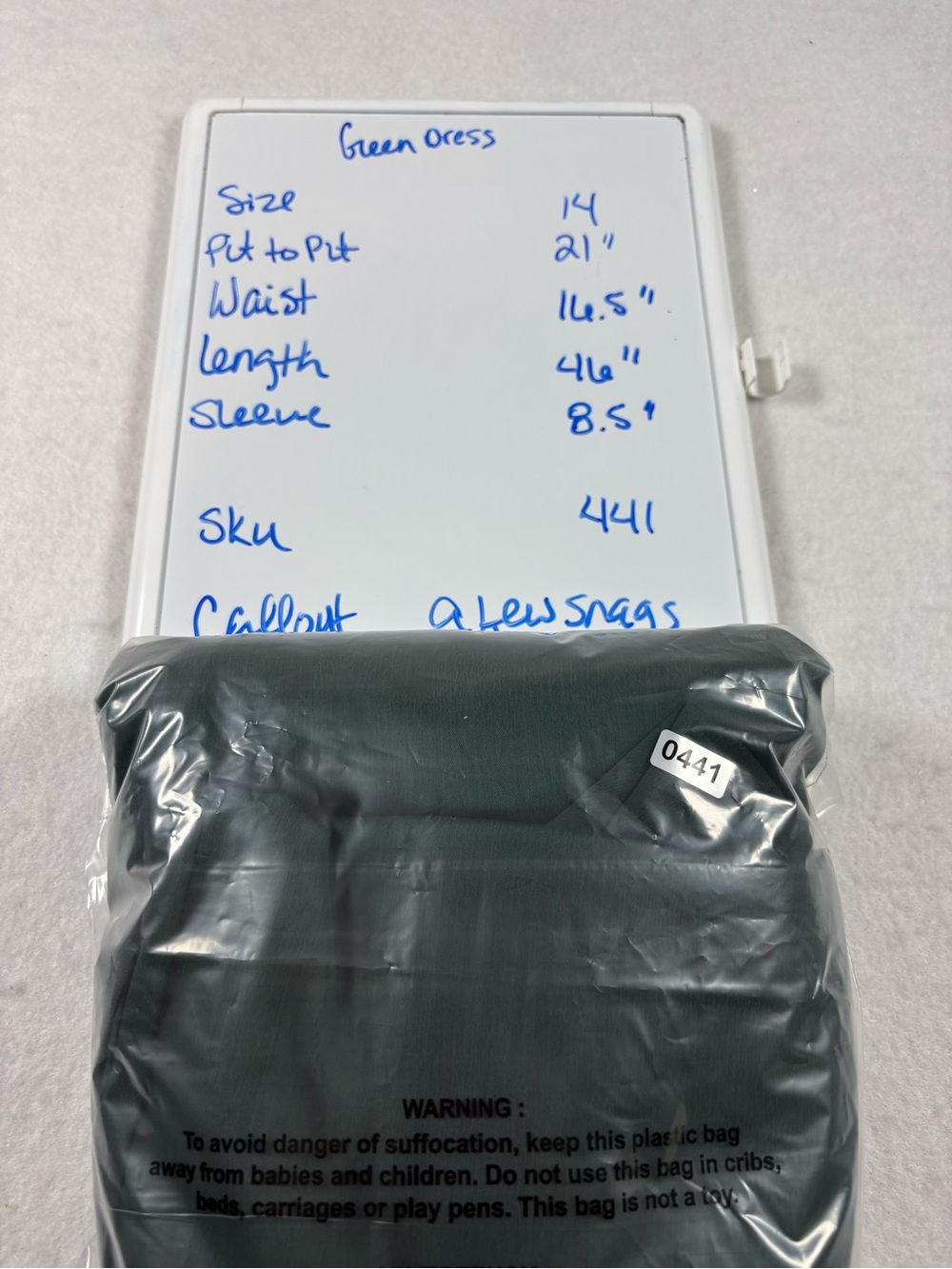 Emerald Green Chiffon Fit & Flare Cocktail Dress Ruched Waist Size 14 Midi - Picture 6 of 6